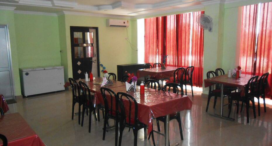 Hotel Gomti, Jaunpur 2
